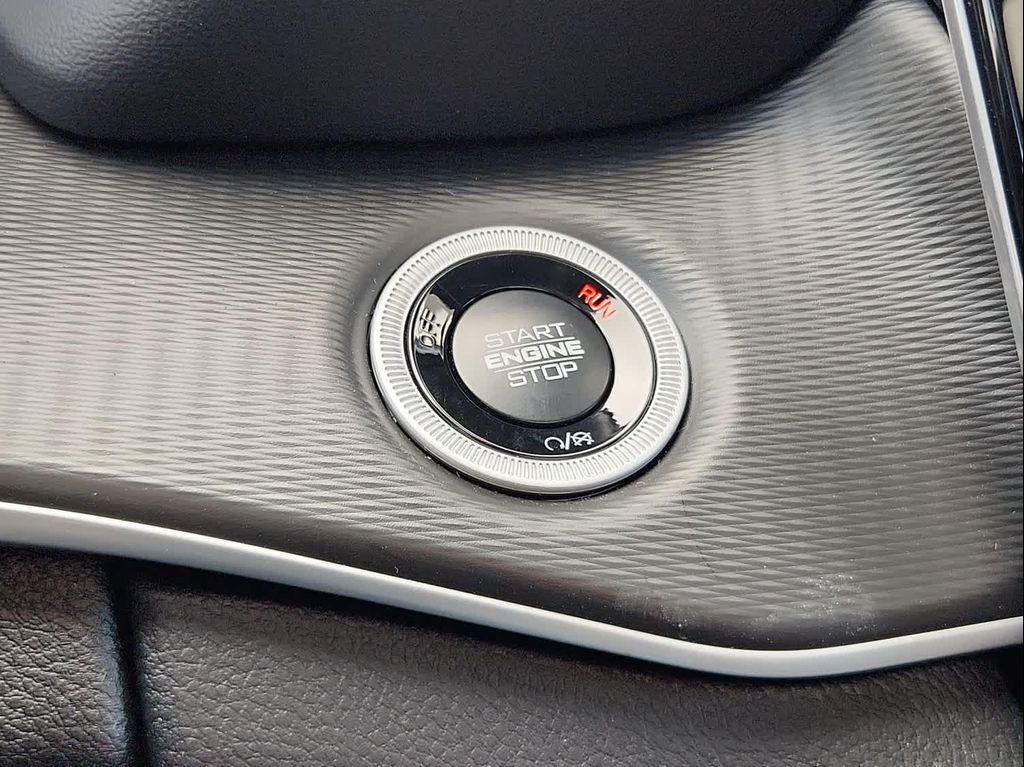 new 2025 Jeep Grand Cherokee L car, priced at $51,000