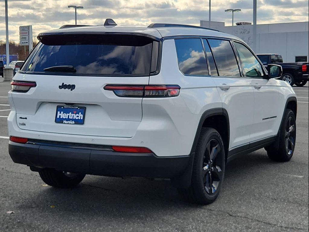 new 2025 Jeep Grand Cherokee L car, priced at $51,000