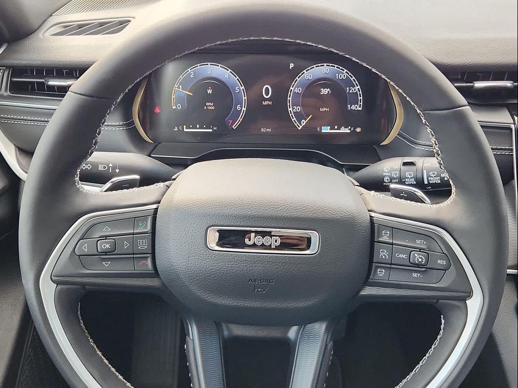 new 2025 Jeep Grand Cherokee L car, priced at $51,000