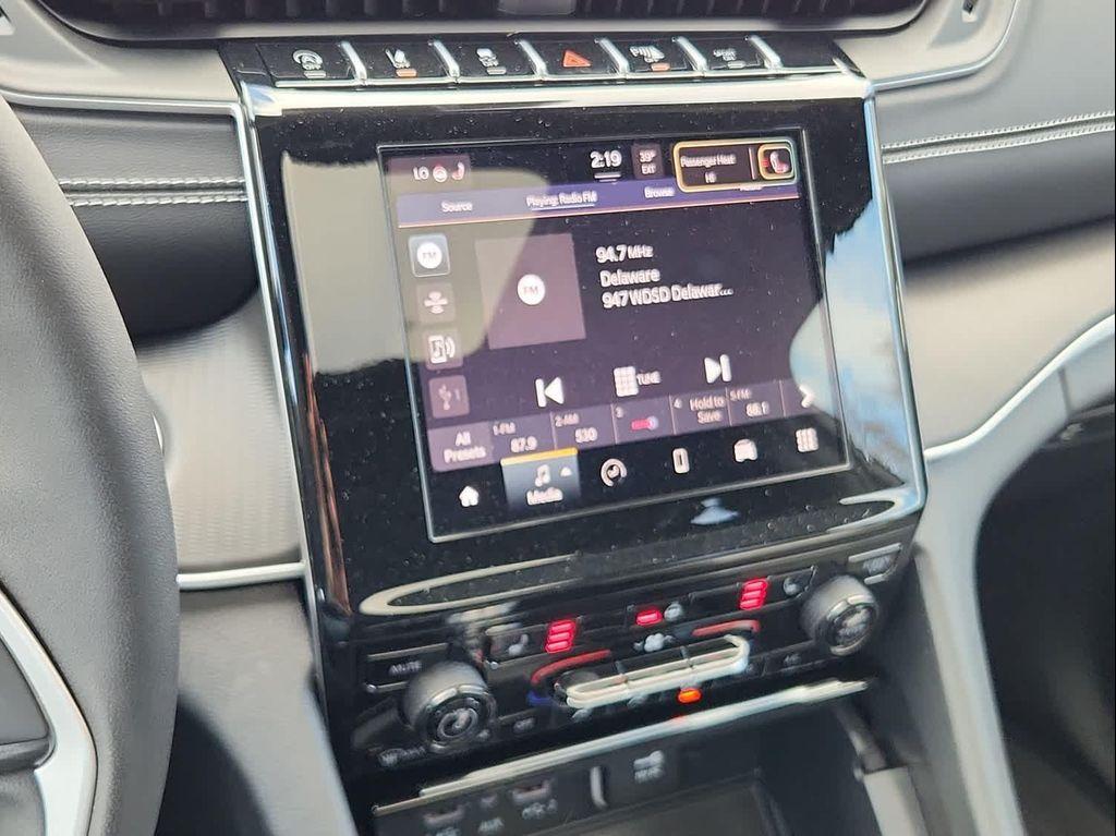 new 2025 Jeep Grand Cherokee L car, priced at $51,000