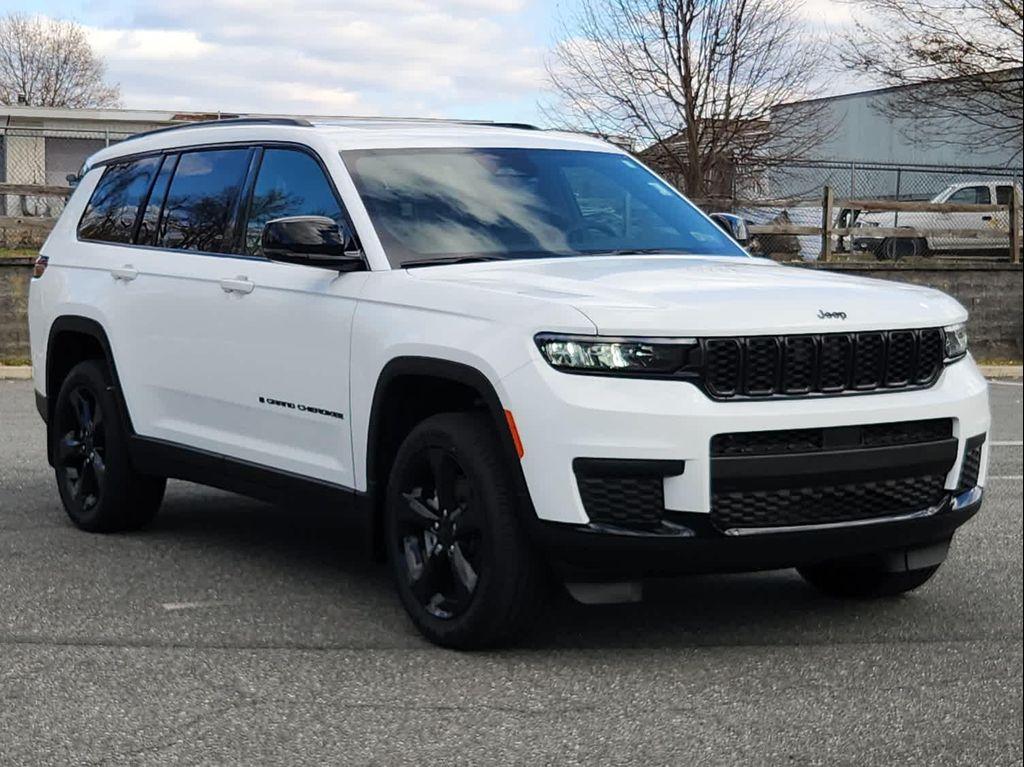 new 2025 Jeep Grand Cherokee L car, priced at $51,000