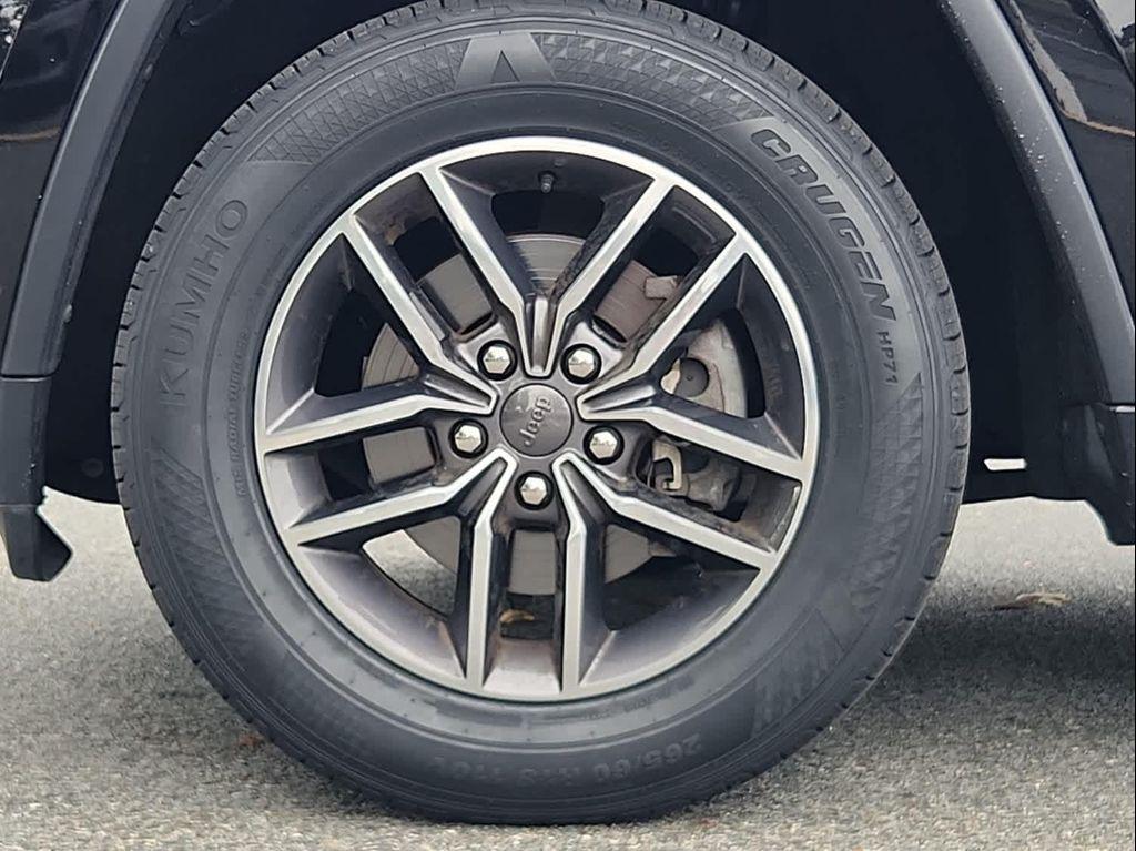 used 2020 Jeep Grand Cherokee car, priced at $26,399
