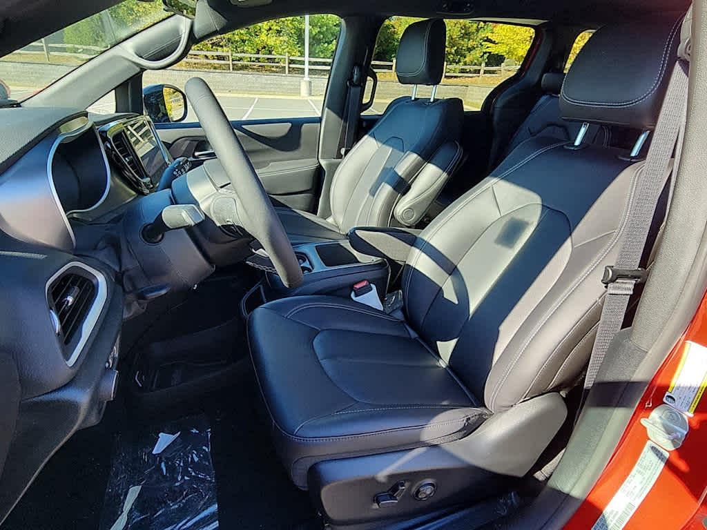 new 2026 Chrysler Voyager car, priced at $42,269