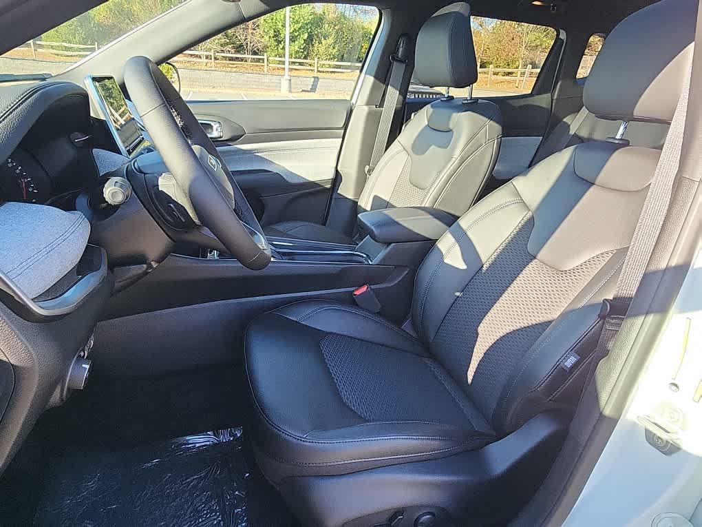 new 2025 Jeep Compass car, priced at $34,826