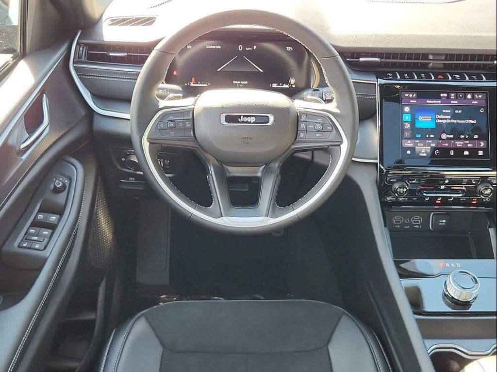 new 2025 Jeep Grand Cherokee L car, priced at $49,712