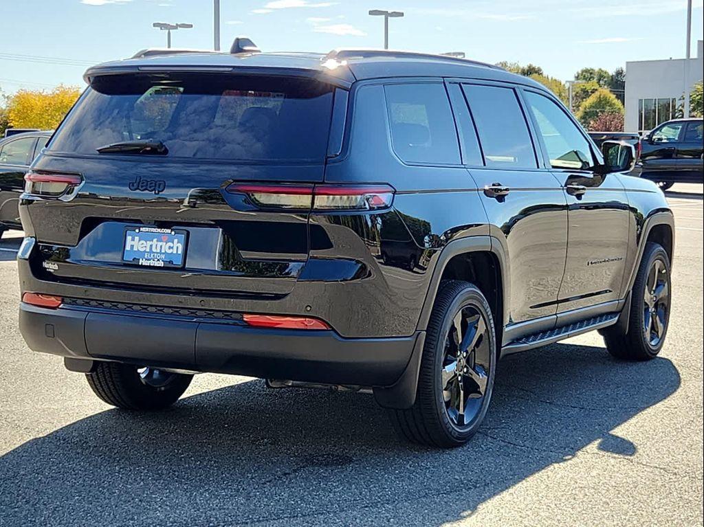 new 2025 Jeep Grand Cherokee L car, priced at $49,712