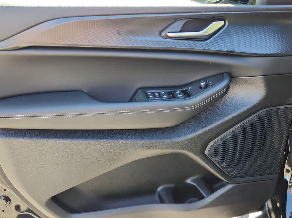 new 2025 Jeep Grand Cherokee L car, priced at $49,712