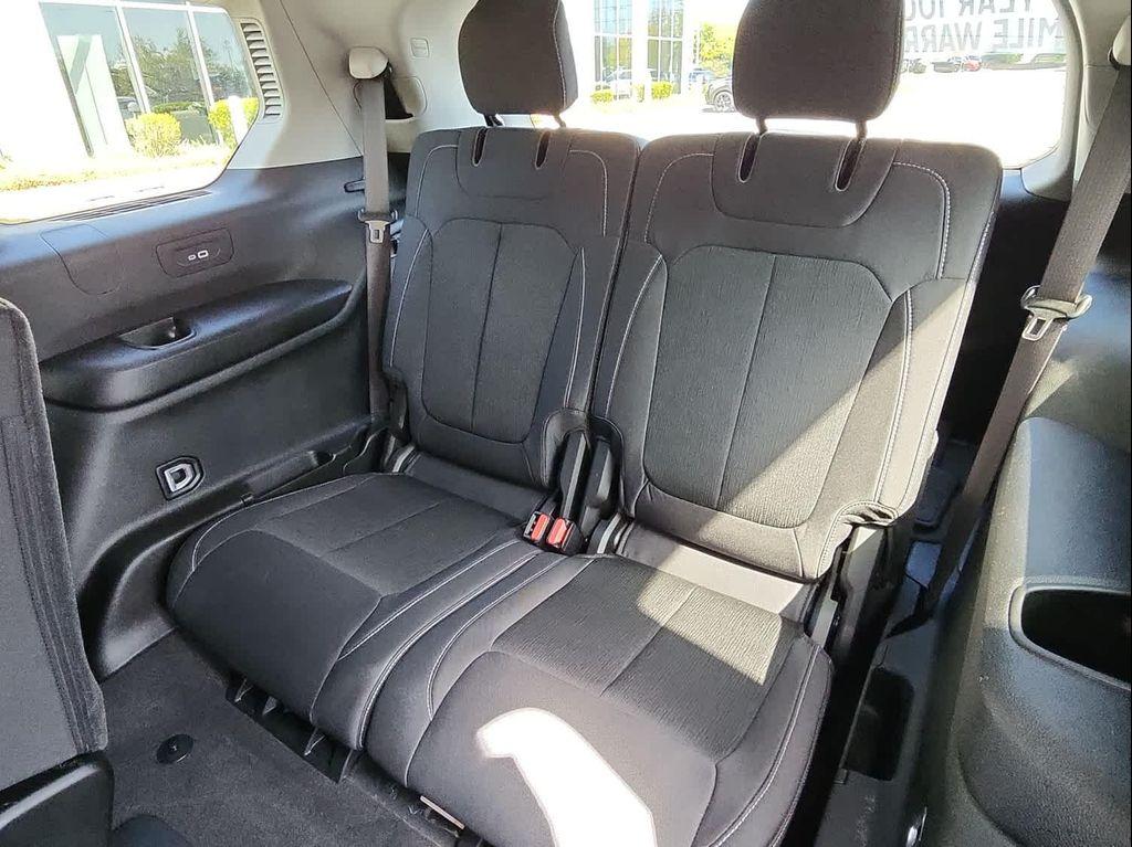 used 2022 Jeep Grand Cherokee L car, priced at $29,977