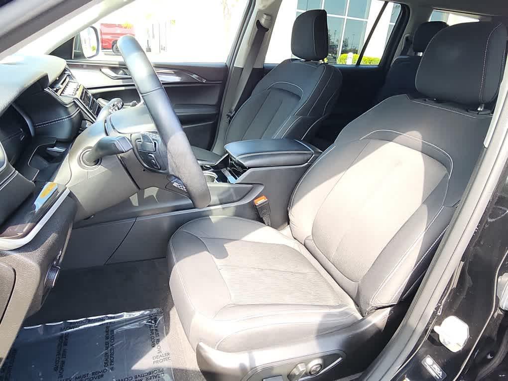 used 2022 Jeep Grand Cherokee L car, priced at $29,977