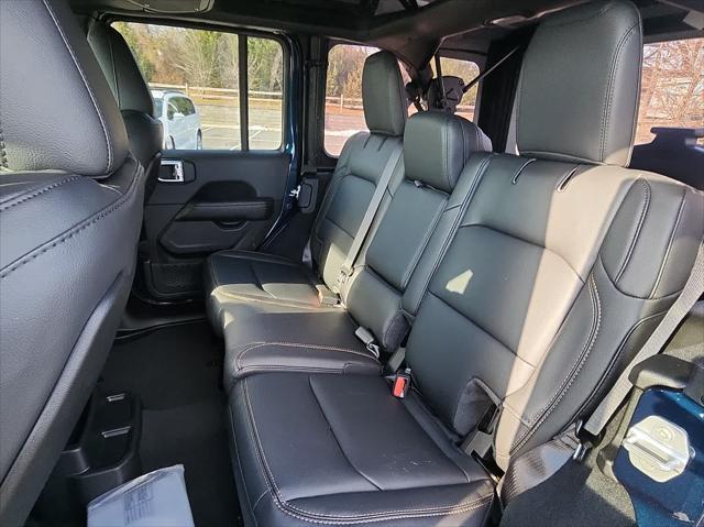 new 2025 Jeep Wrangler car, priced at $52,706