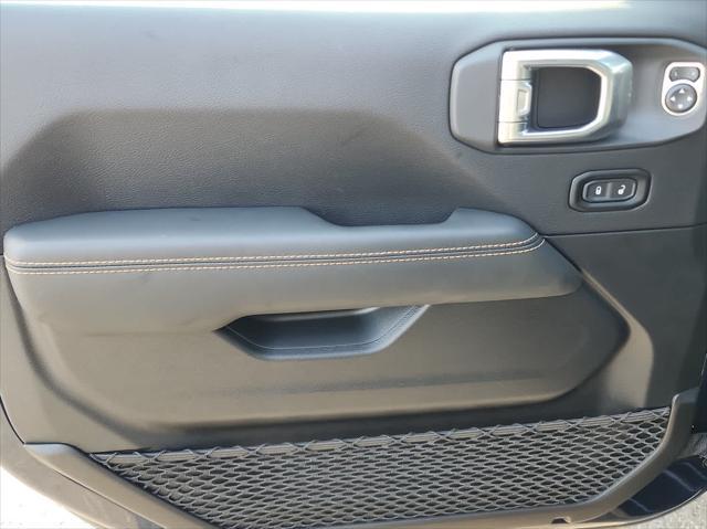 new 2025 Jeep Wrangler car, priced at $52,706