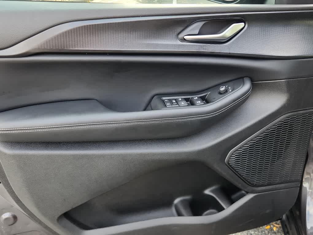 used 2024 Jeep Grand Cherokee L car, priced at $33,845