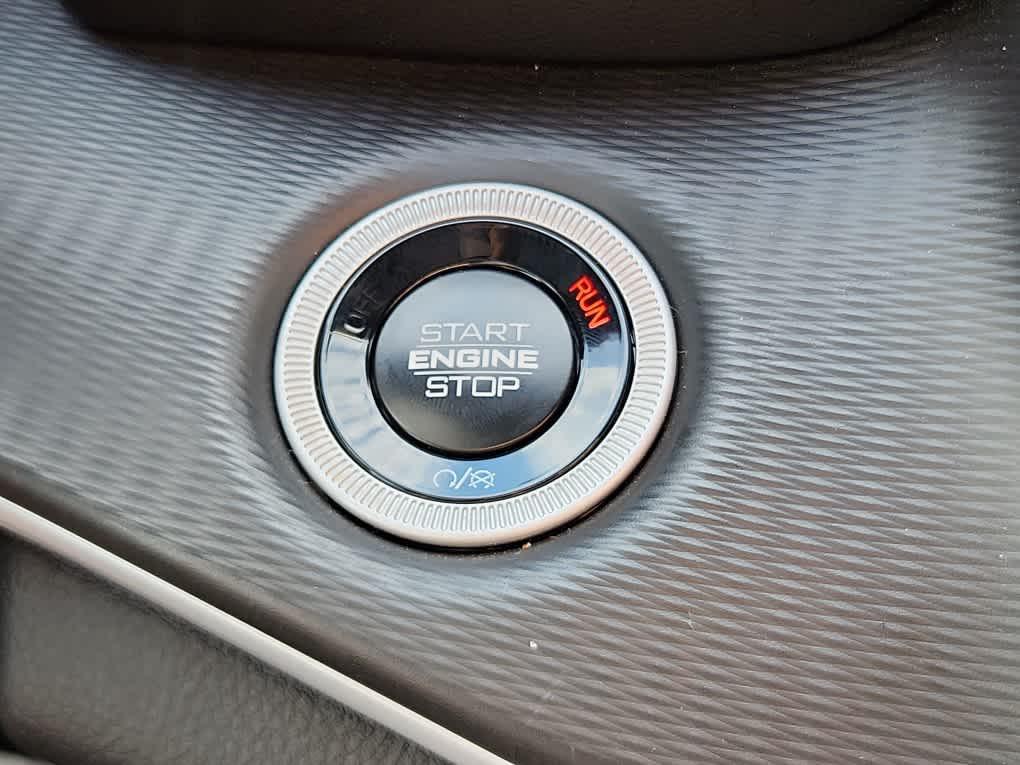 used 2024 Jeep Grand Cherokee L car, priced at $33,845