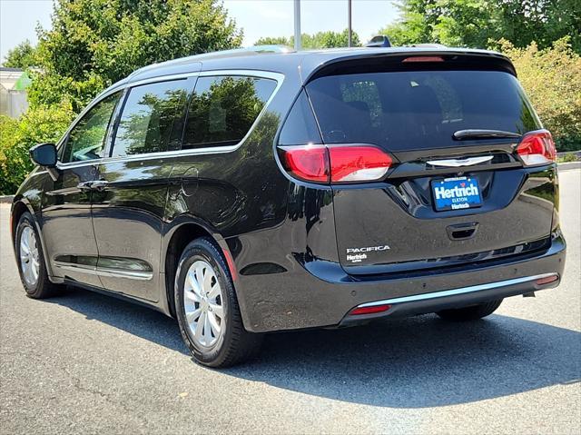 used 2018 Chrysler Pacifica car, priced at $15,900