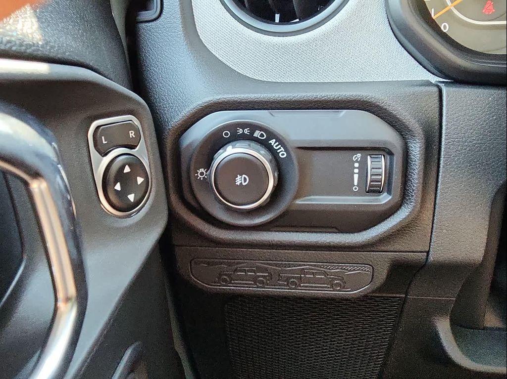 new 2025 Jeep Wrangler car, priced at $49,783