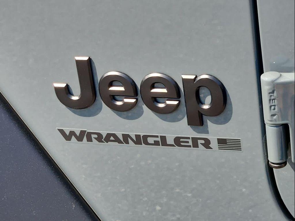 new 2025 Jeep Wrangler car, priced at $49,783