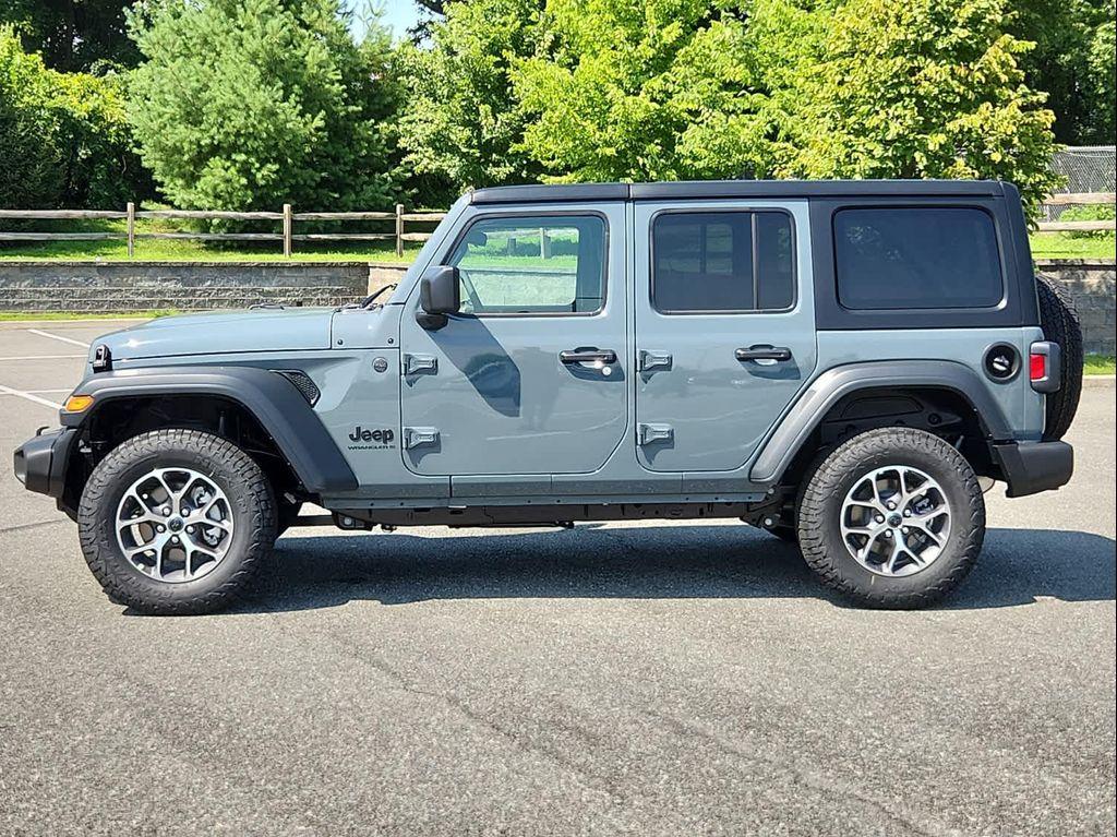 new 2025 Jeep Wrangler car, priced at $49,783