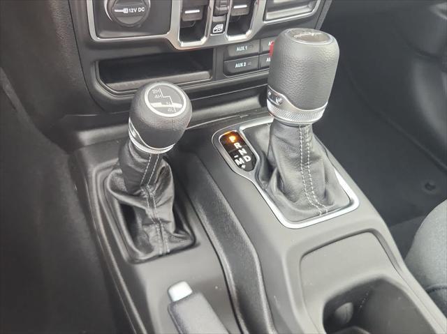 new 2025 Jeep Gladiator car, priced at $45,975