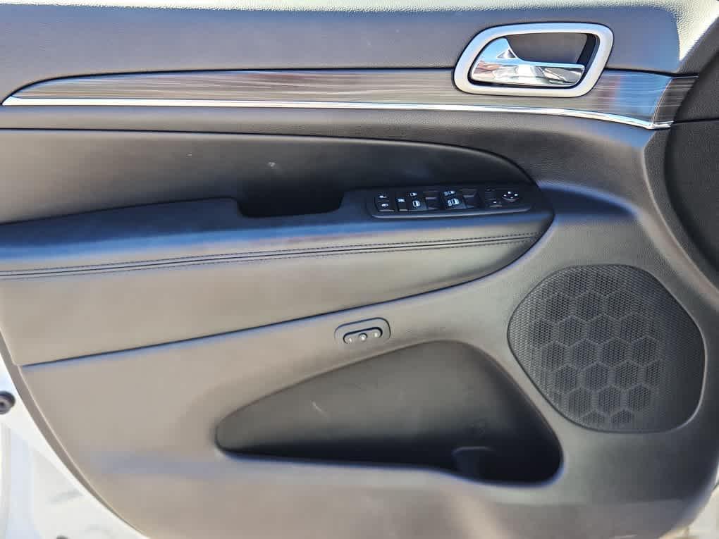 used 2020 Jeep Grand Cherokee car, priced at $24,598