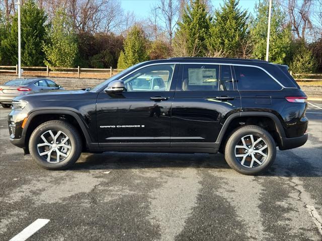 new 2025 Jeep Grand Cherokee car, priced at $51,151