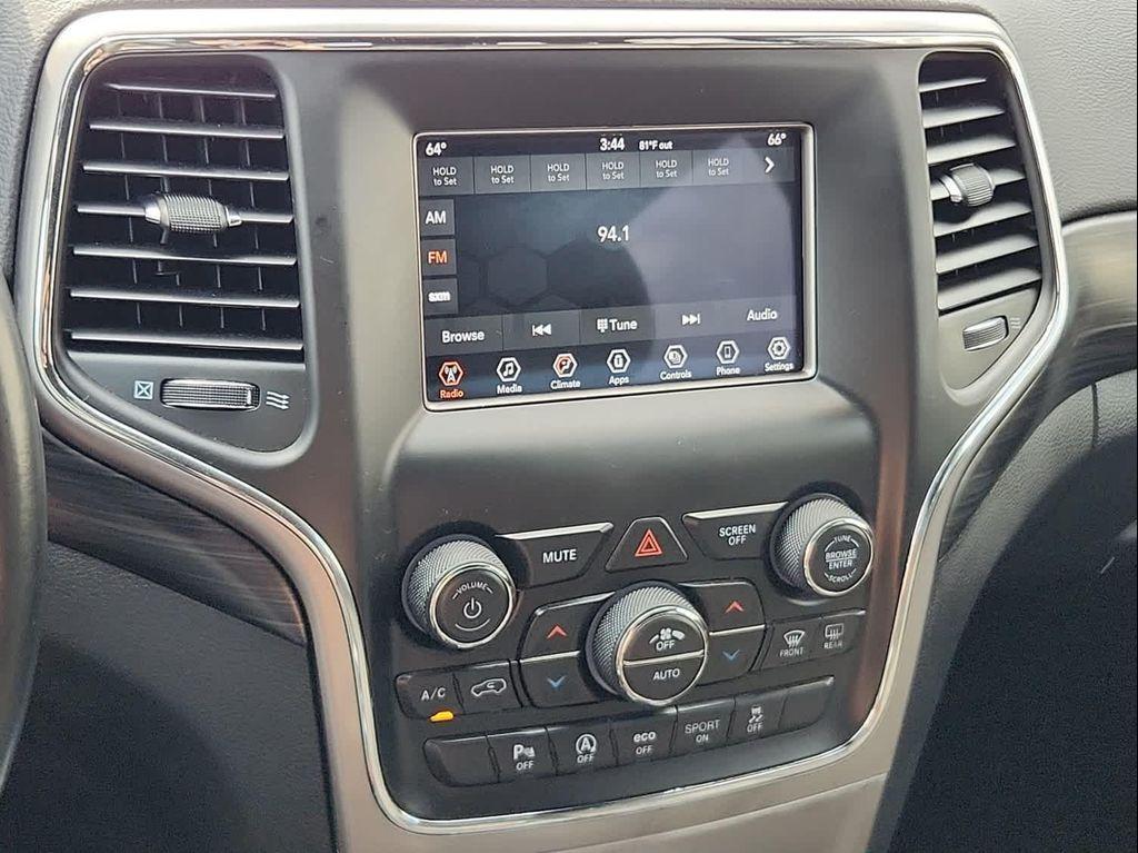 used 2021 Jeep Grand Cherokee car, priced at $24,099