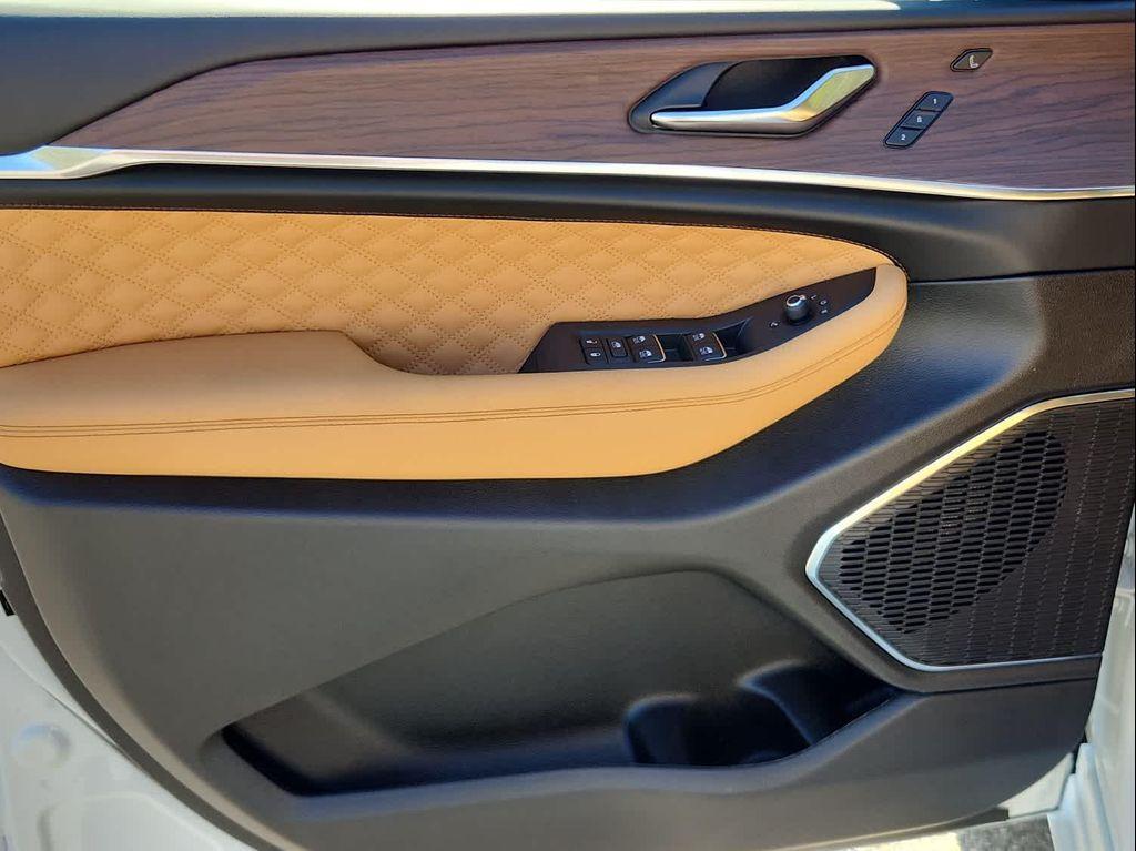 new 2025 Jeep Grand Cherokee L car, priced at $66,489