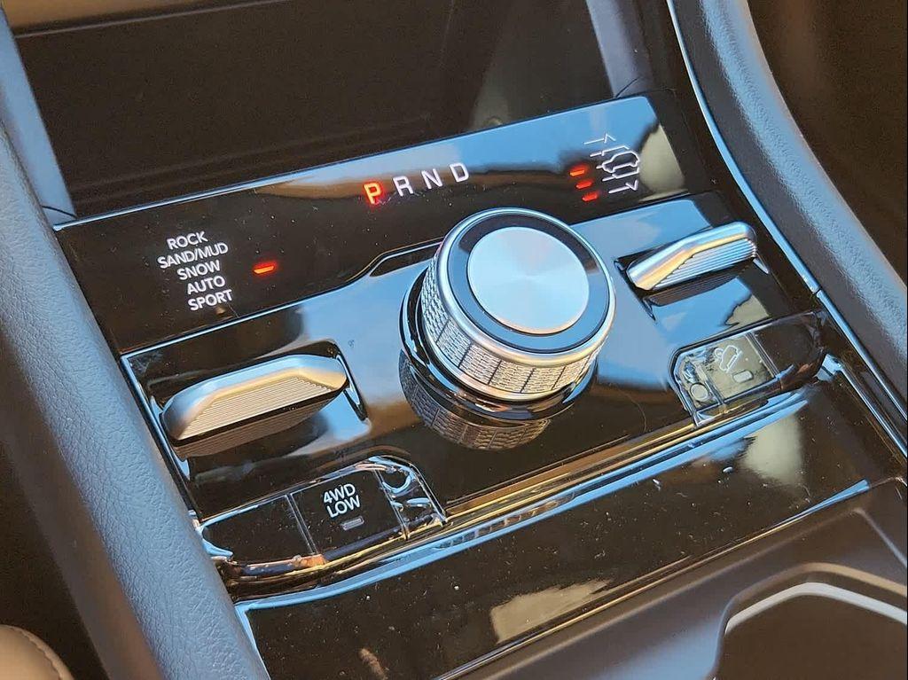 new 2025 Jeep Grand Cherokee L car, priced at $66,489