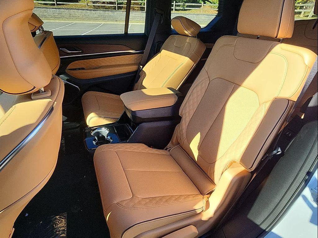 new 2025 Jeep Grand Cherokee L car, priced at $66,489