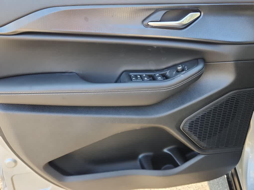 new 2025 Jeep Grand Cherokee L car, priced at $42,629