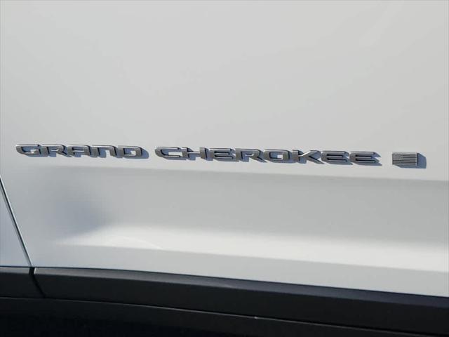 new 2025 Jeep Grand Cherokee car, priced at $41,780