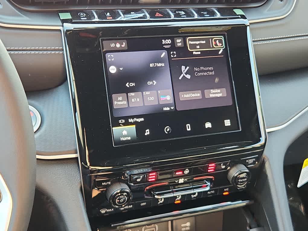 new 2025 Jeep Grand Cherokee car, priced at $41,595