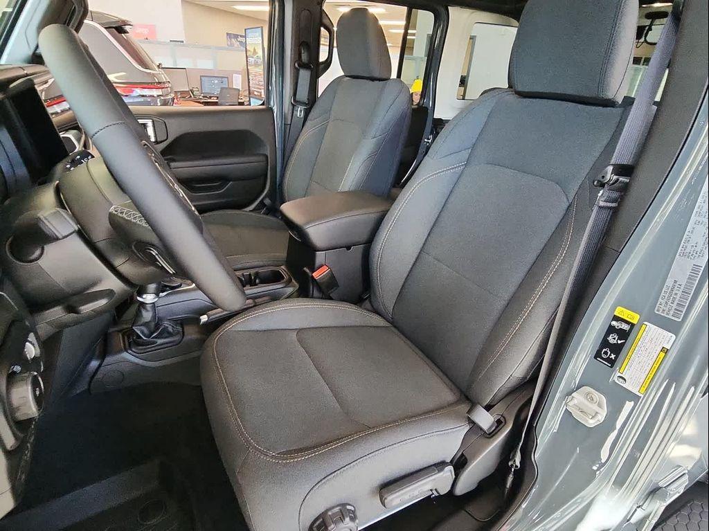 new 2025 Jeep Wrangler car, priced at $50,889