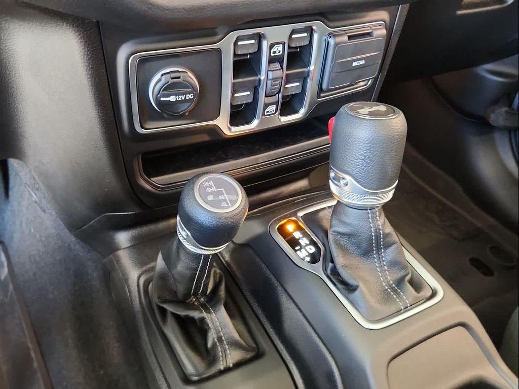 new 2025 Jeep Wrangler car, priced at $50,889