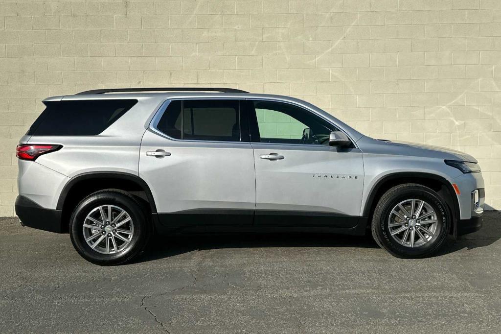 used 2022 Chevrolet Traverse car, priced at $27,991