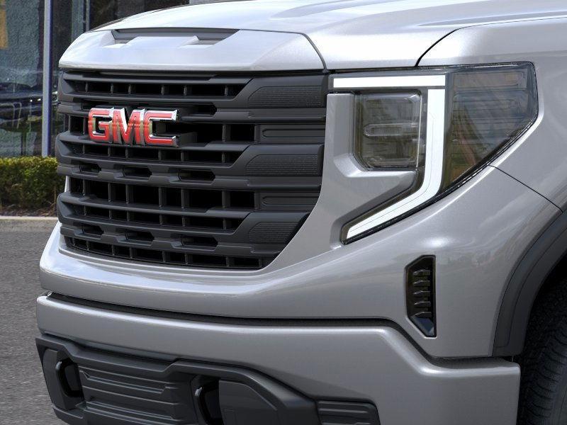 new 2025 GMC Sierra 1500 car, priced at $48,439