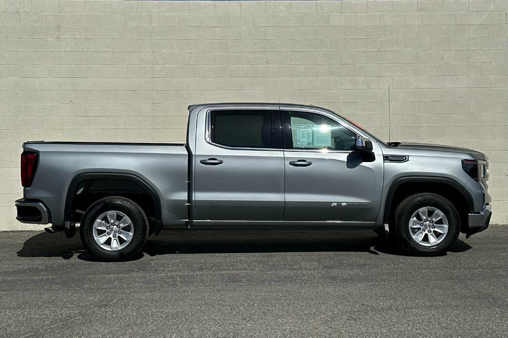 used 2024 GMC Sierra 1500 car, priced at $40,991