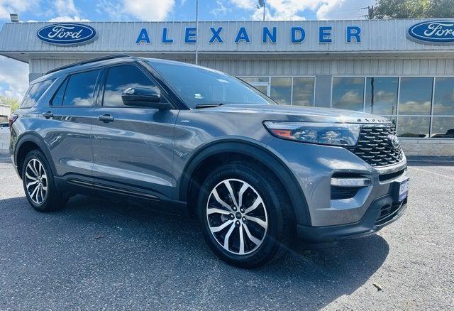 used 2022 Ford Explorer car, priced at $31,990