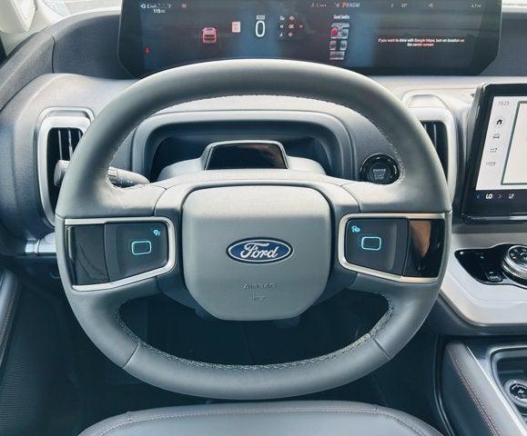 new 2025 Ford Expedition car, priced at $70,835