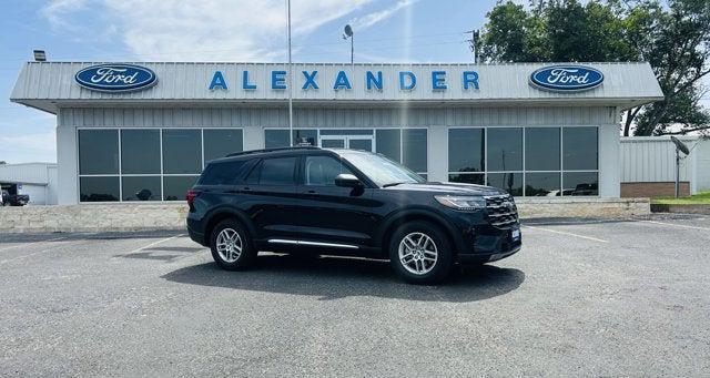 new 2025 Ford Explorer car, priced at $45,265