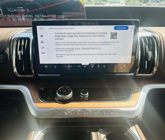 new 2025 Ford Expedition car, priced at $87,590