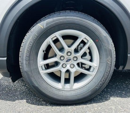 new 2025 Ford Explorer car, priced at $46,240