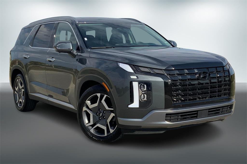 used 2024 Hyundai Palisade car, priced at $38,500