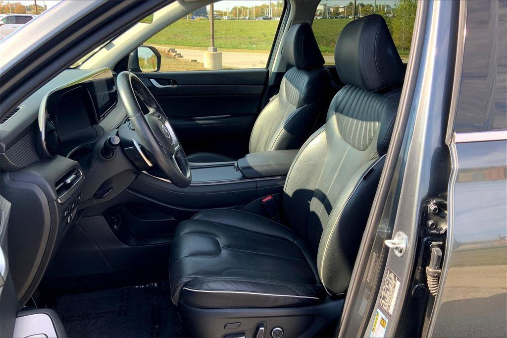 used 2024 Hyundai Palisade car, priced at $38,500
