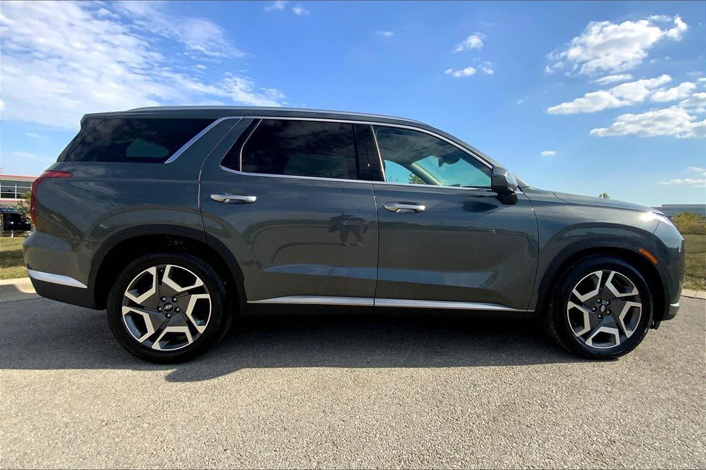 used 2024 Hyundai Palisade car, priced at $38,500