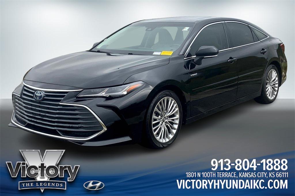 used 2019 Toyota Avalon Hybrid car, priced at $15,670