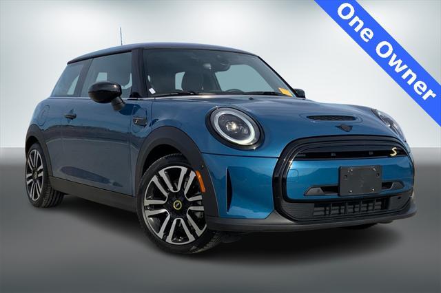 used 2023 MINI Hardtop car, priced at $22,500