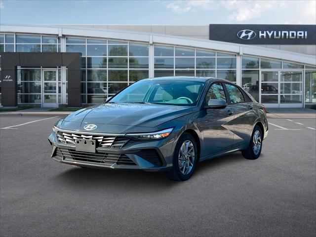 new 2024 Hyundai Elantra car, priced at $22,264