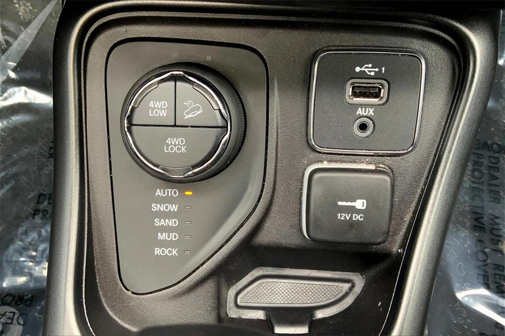 used 2020 Jeep Compass car, priced at $14,524