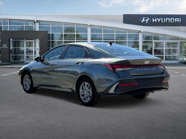 new 2024 Hyundai Elantra car, priced at $20,084