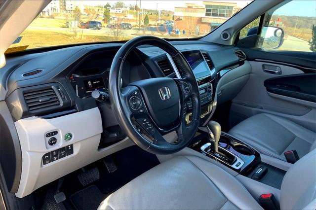 used 2019 Honda Ridgeline car, priced at $27,995